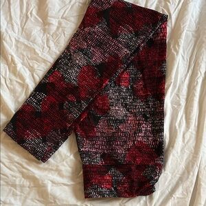 Valentine Red and pink hearts Patterned Leggings